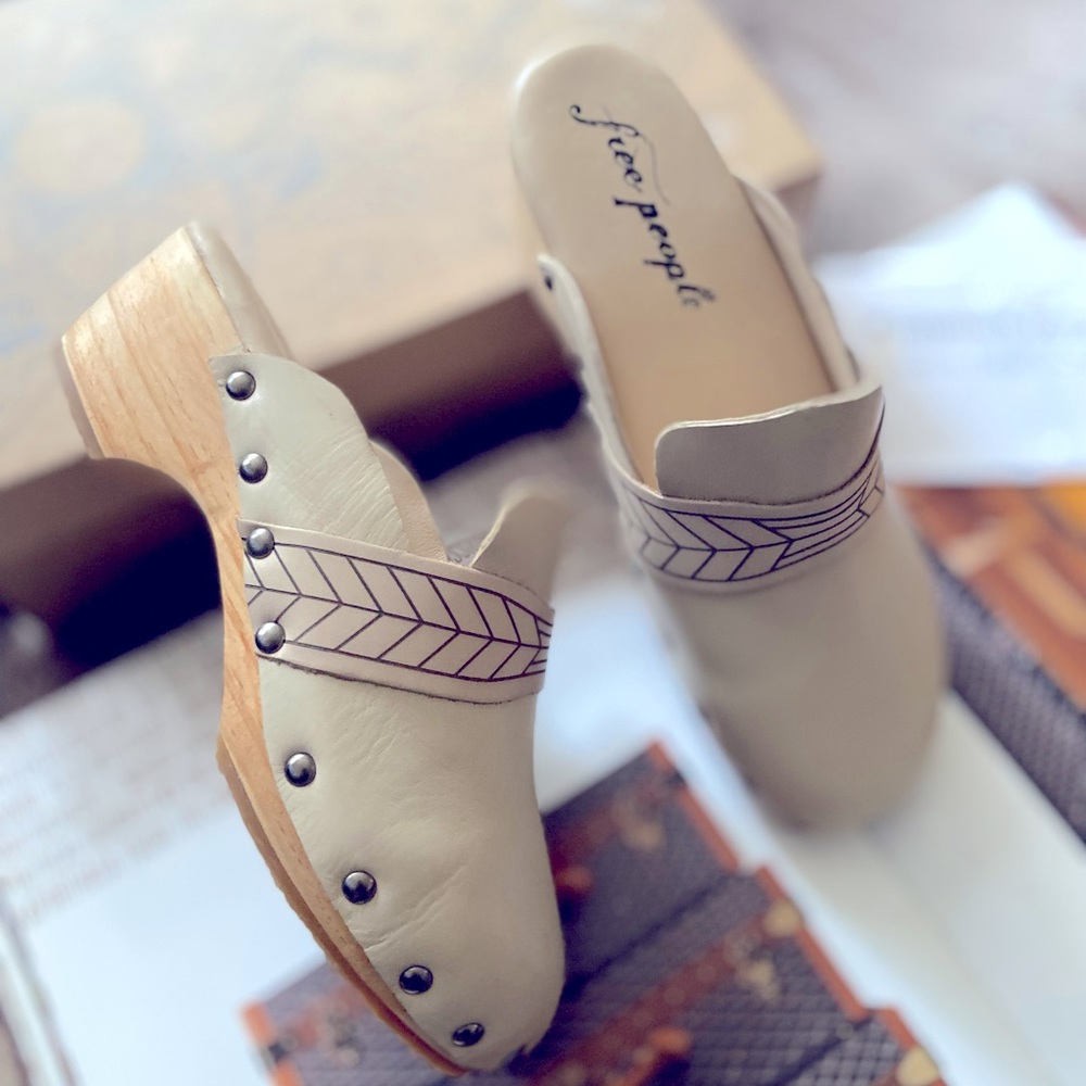Free People Chloe Clogs